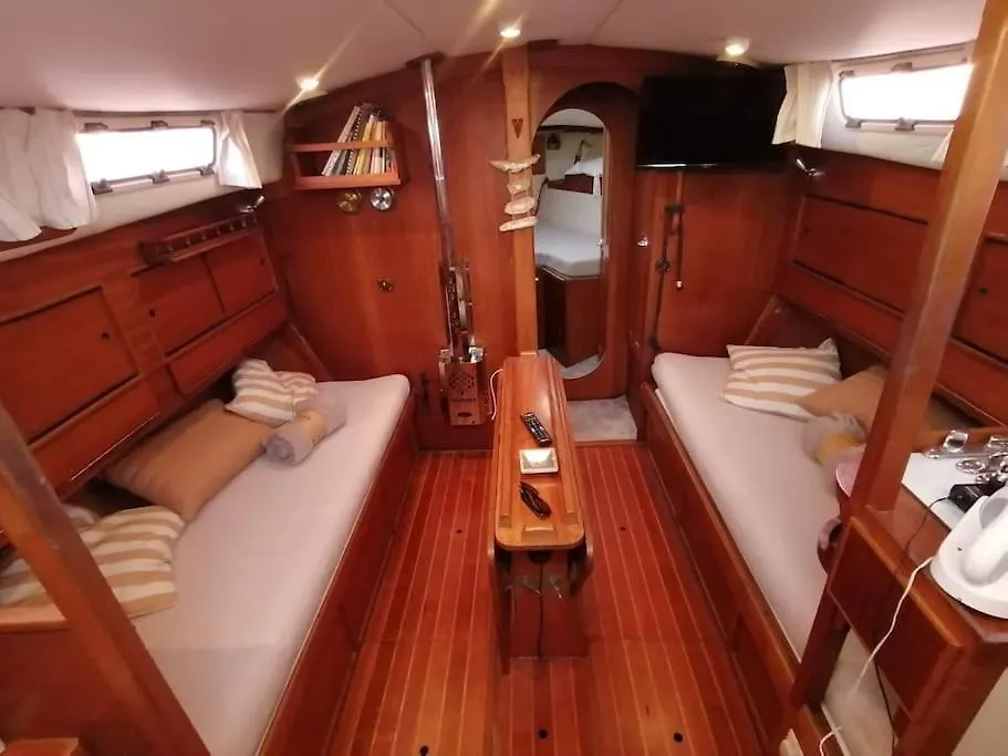 Cozy Sailboat Experience Hotel Las Galletas